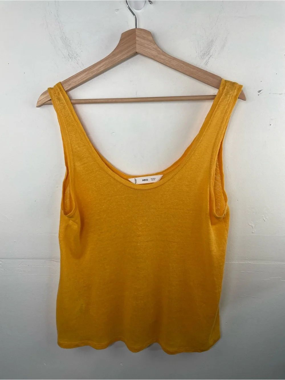 MNG Mango Mustard Yellow 100% Linen Tank Top Scoop Neck Sleeveless Women’s Small
